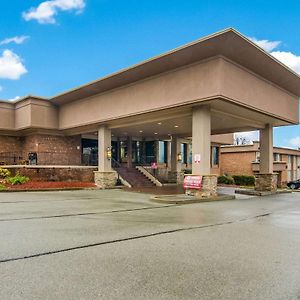 Comfort Inn & Suites - Pittsburgh North
